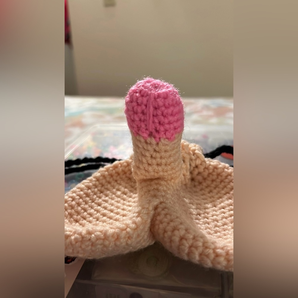 Crocheted 🐓 & Ball Bag ✨ - Picture 5 of 9